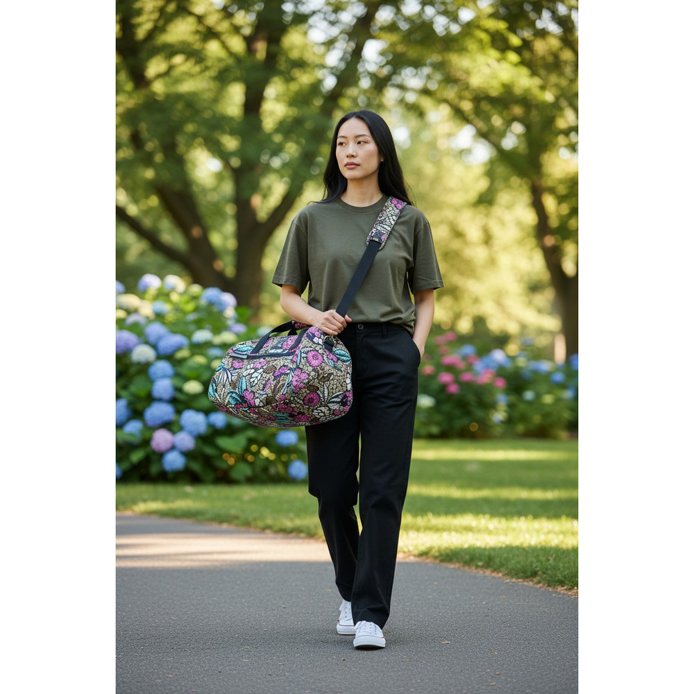 Vera Bradley Medium Travel Duffle Bag Set Pattern: Canyon Road